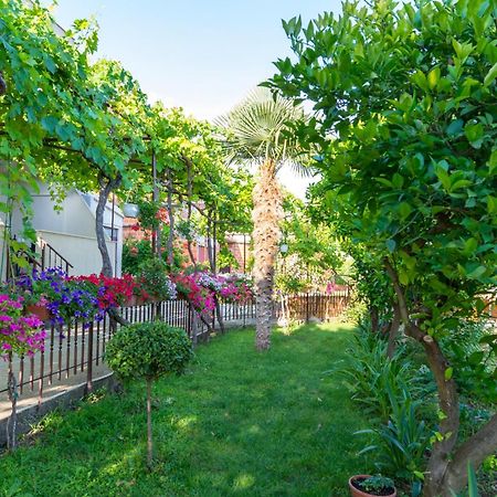 Villa Apartments Duje Kaštela Zewnętrze zdjęcie