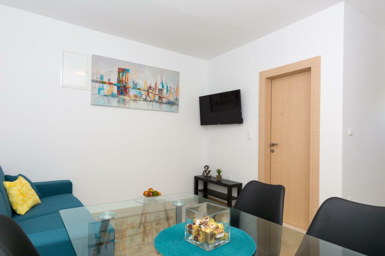 Villa Apartments Duje Kaštela Zewnętrze zdjęcie