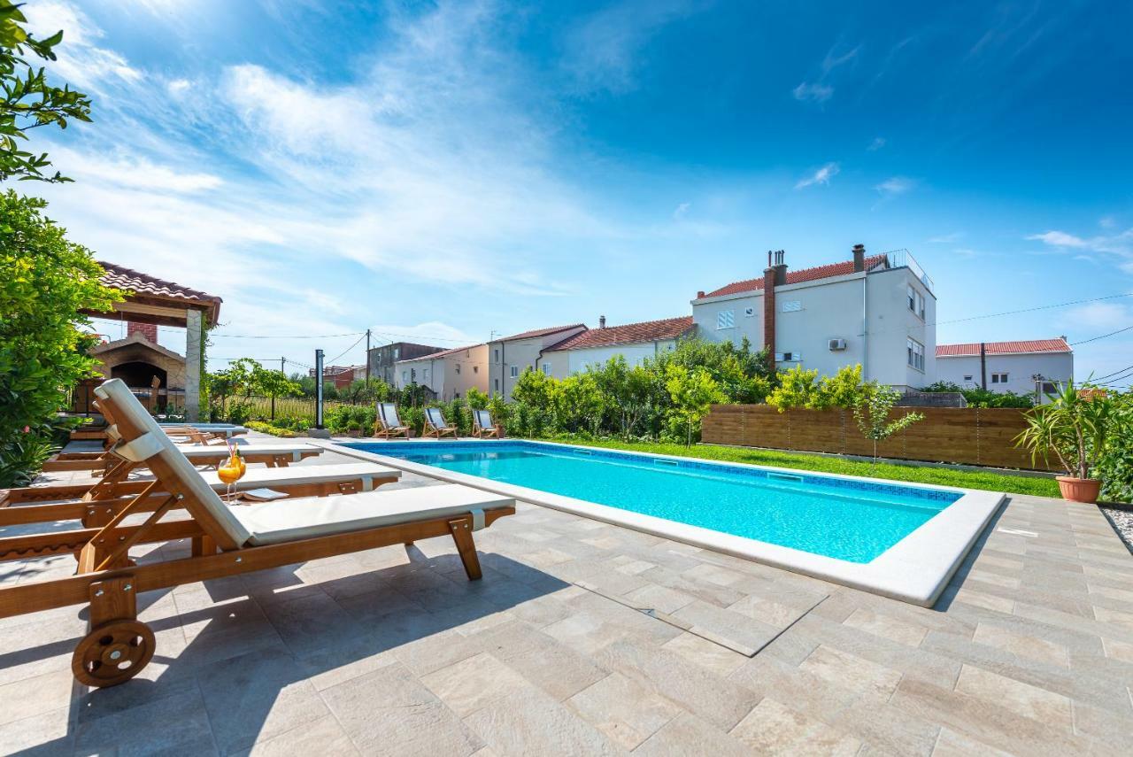 Villa Apartments Duje Kaštela Zewnętrze zdjęcie