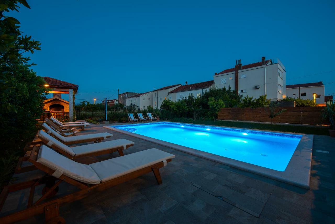 Villa Apartments Duje Kaštela Zewnętrze zdjęcie