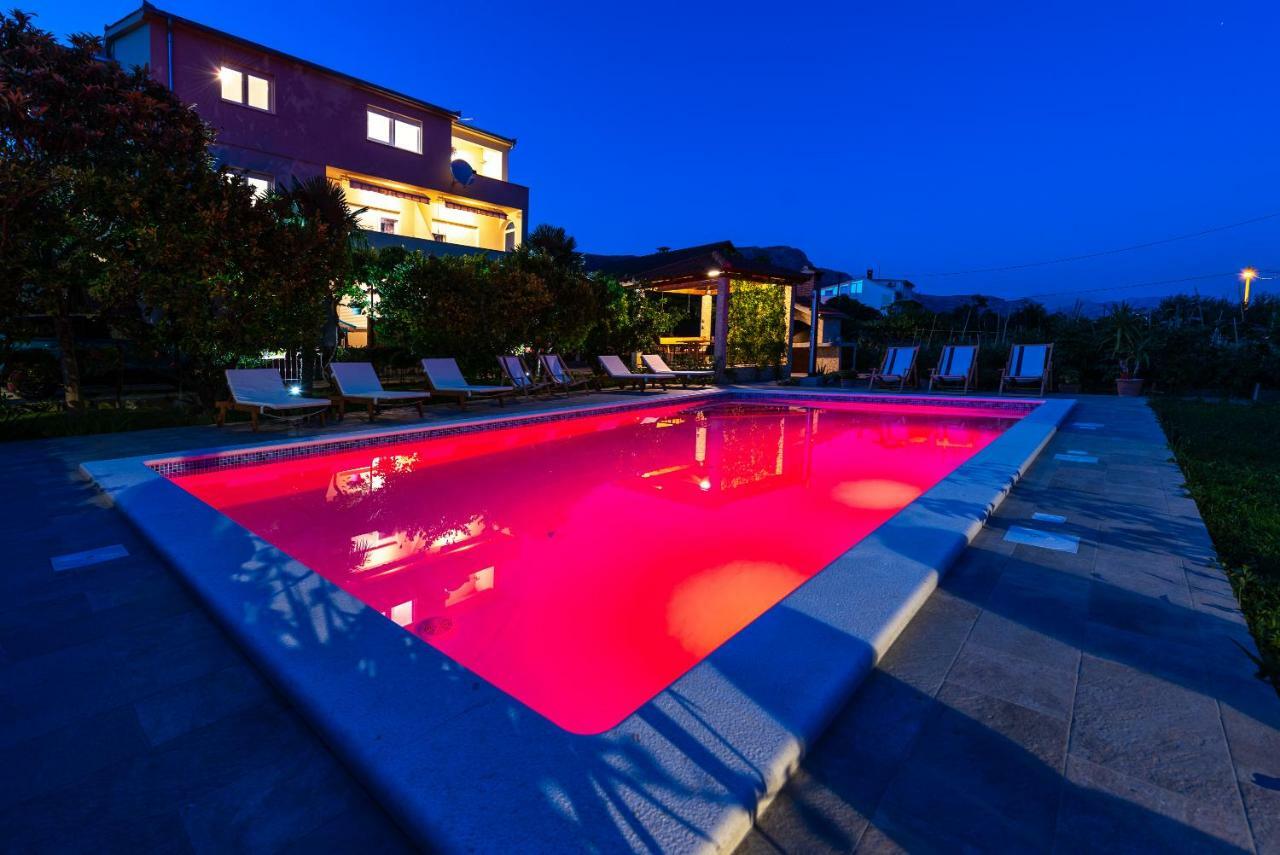 Villa Apartments Duje Kaštela Zewnętrze zdjęcie